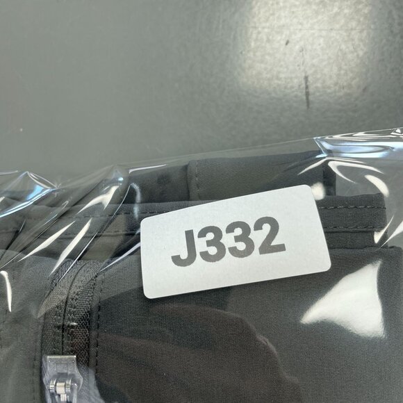 NEW Eddie Bauer Rainier 10” Tech Shorts Men’s 30 Cargo Outdoor Black - Picture 6 of 6